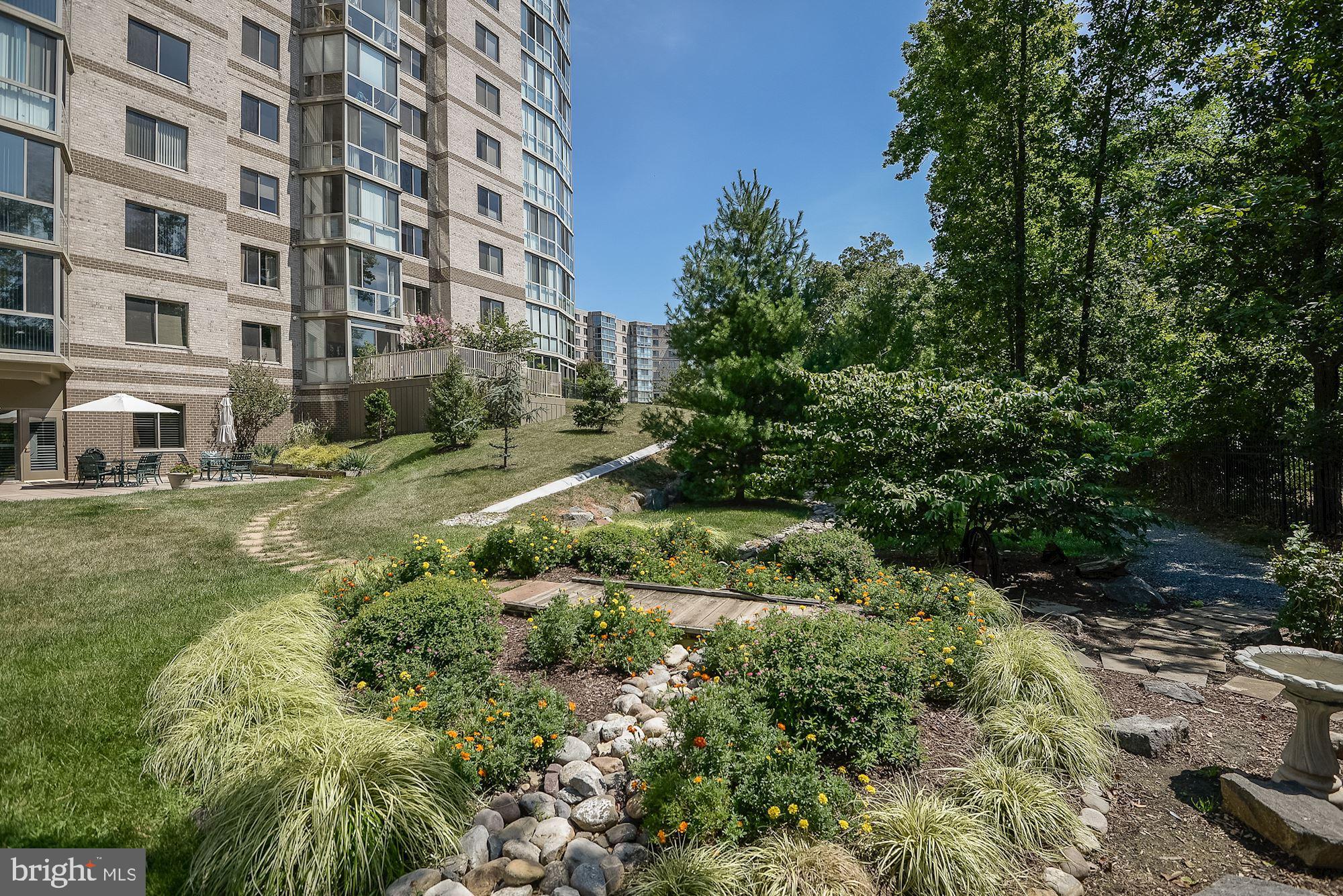 19375 Cypress Ridge Terrace, Unit 922 Leesburg, VA 20176 - Photo 42 of 89 Lush Grounds and trails