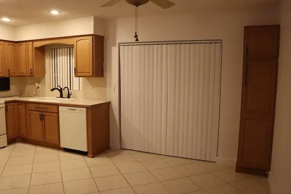 $3,600 | 7774 Orleans Street, Miramar, FL 33023
