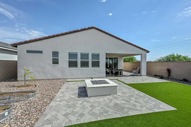 $4,200 | 17141 West Middlebury Street, Surprise, AZ 85388
