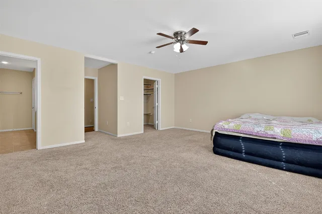 $215,000 | 6119 Shadow Isle Lane, Houston, TX 77084