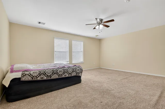 $215,000 | 6119 Shadow Isle Lane, Houston, TX 77084