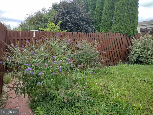 $379,900 | 1660 Wisteria Drive, Chambersburg, PA 17202