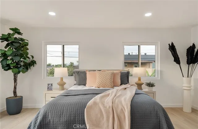 $1,125,000 | 1921 West Clearbrook Lane, Anaheim, CA 92804