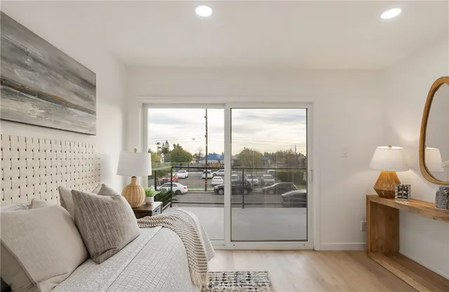 $1,125,000 | 1921 West Clearbrook Lane, Anaheim, CA 92804