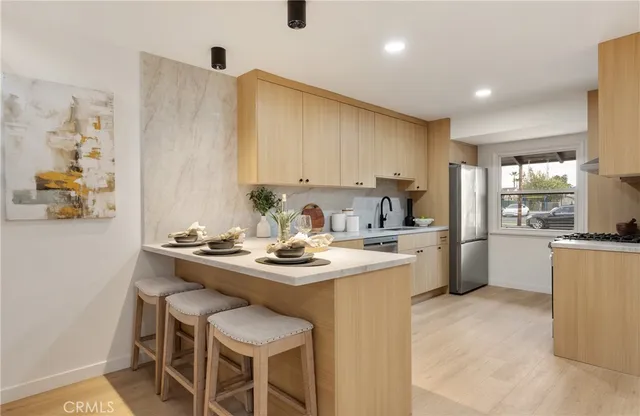 $1,125,000 | 1921 West Clearbrook Lane, Anaheim, CA 92804