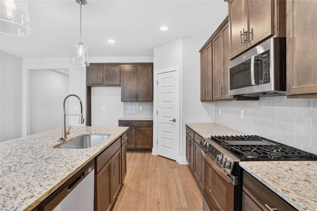 403 Bass Circle Villa Rica, GA 30180 - Photo 8 of 26