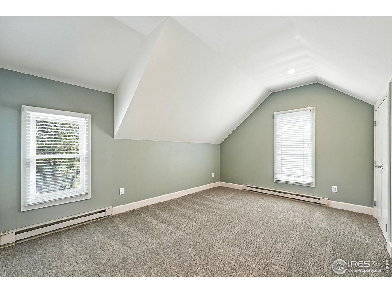 3561 4th Street Boulder, CO 80304 - Photo 40 of 50 an empty room with windows