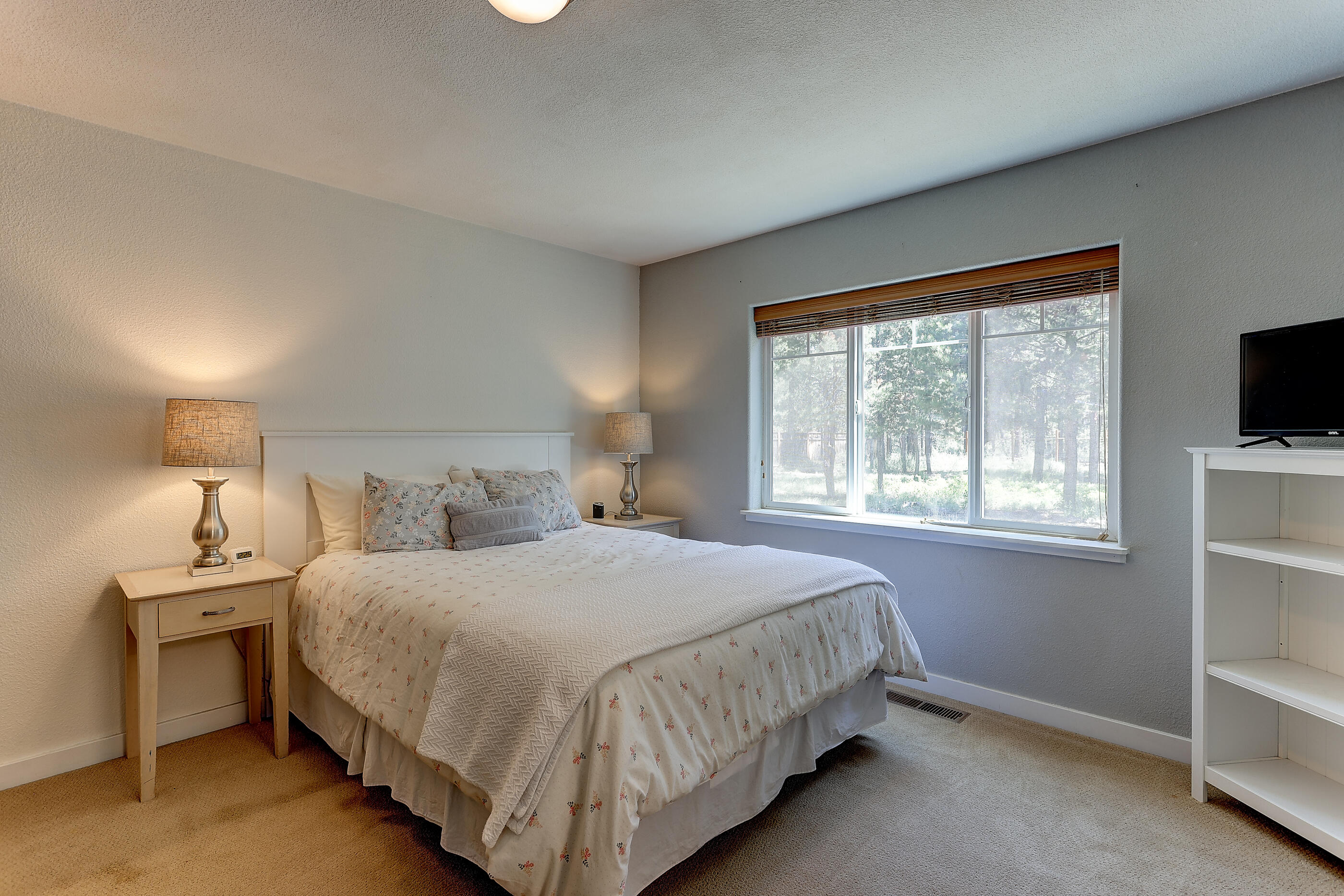 55696 Snow Goose Road Bend, OR 97707 - Photo 11 of 28 55696 Snow Goose Road-34