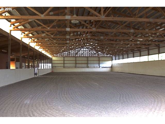 8473 South Heinz Road Canby, OR 97013 - Photo 15 of 32 a view of outdoor space with porch