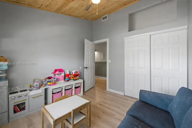 $440,000 | 2350 Pecan Court, Pembroke Pines, FL 33026