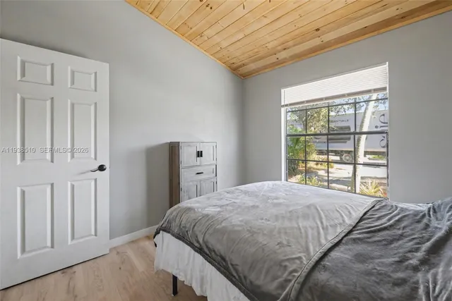 $440,000 | 2350 Pecan Court, Pembroke Pines, FL 33026