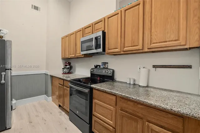 $440,000 | 2350 Pecan Court, Pembroke Pines, FL 33026