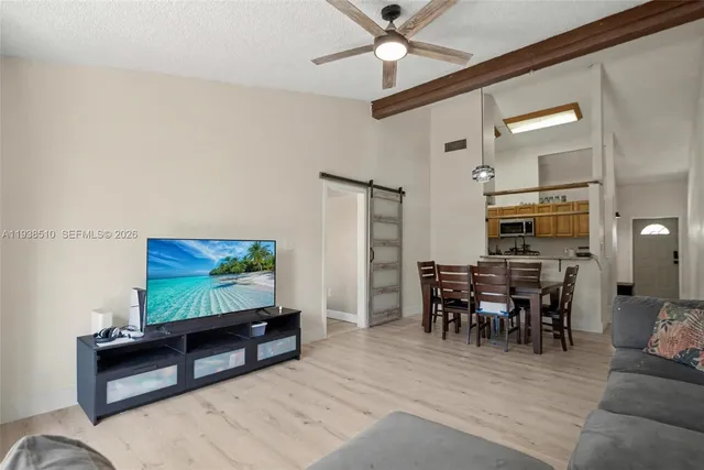 $440,000 | 2350 Pecan Court, Pembroke Pines, FL 33026