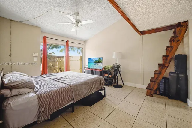 $440,000 | 2350 Pecan Court, Pembroke Pines, FL 33026
