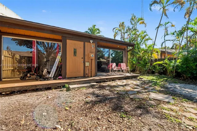 $440,000 | 2350 Pecan Court, Pembroke Pines, FL 33026