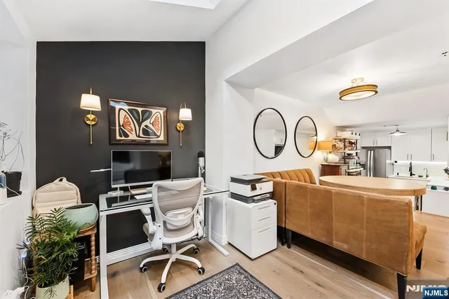 $749,999 | 217 Bloomfield Street, Unit 102, Hoboken, NJ 07030