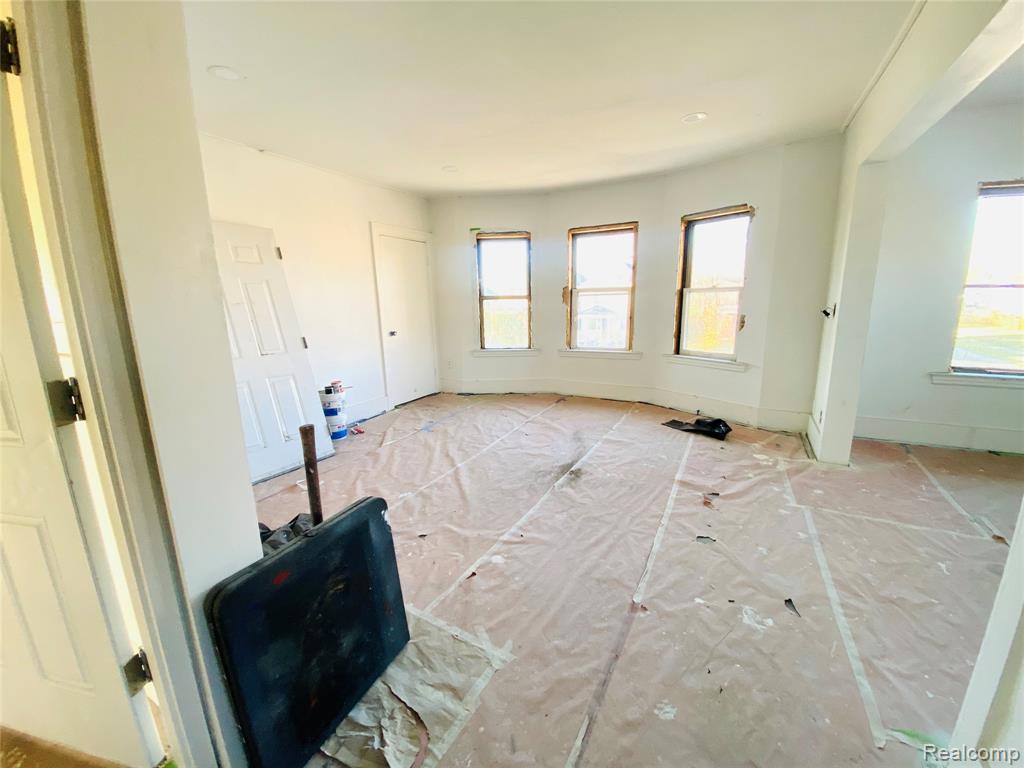 3064 Harding Street Detroit, MI 48214 - Photo 22 of 25 Gallery Image 22