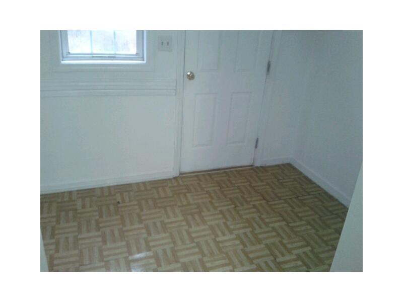 653 Windfield Road Cabot, PA 16023 - Photo 5 of 14 Dining Room.