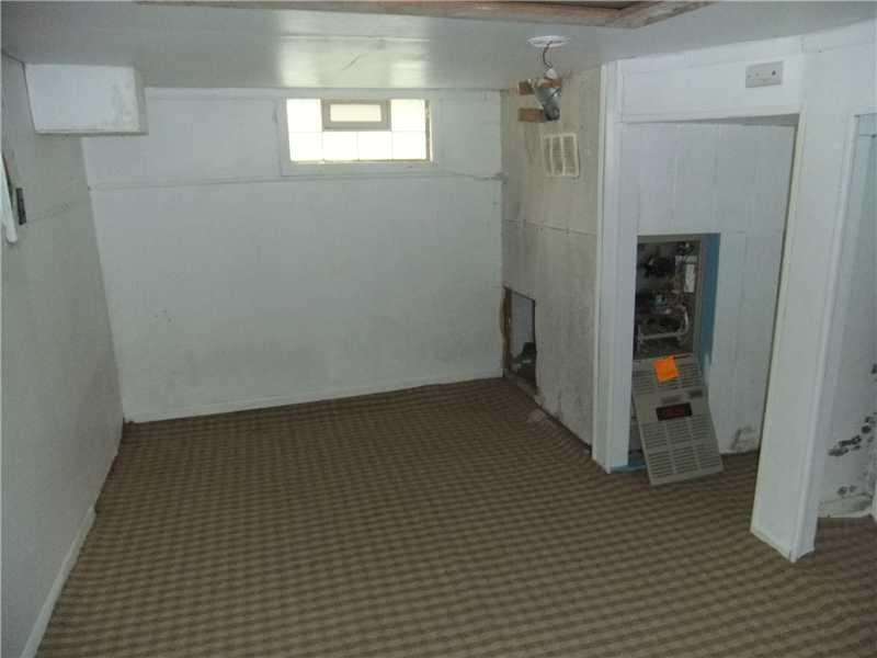 653 Windfield Road Cabot, PA 16023 - Photo 10 of 14 Basement/Game Room.