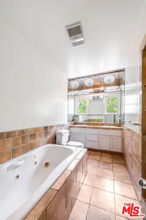 $12,995 | 2441 Glendower Avenue, Los Angeles, CA 90027