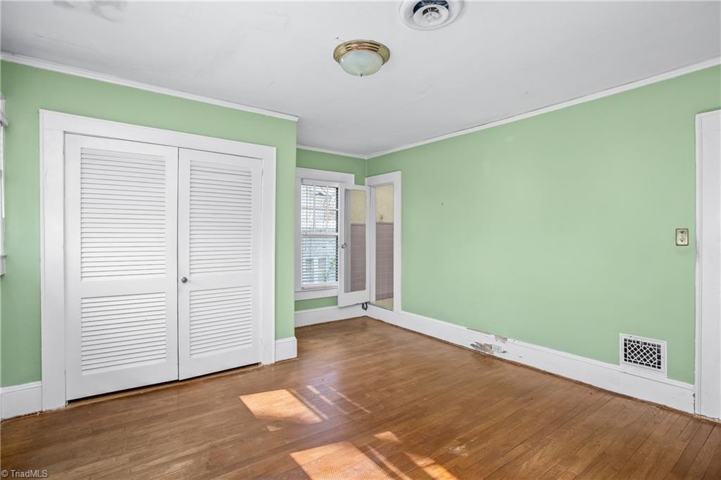 231 Edgedale Drive High Point, NC 27262 - Photo 21 of 34 Primary bedroom