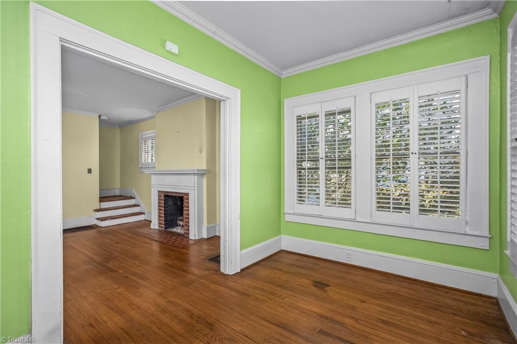 231 Edgedale Drive High Point, NC 27262 - Photo 7 of 34