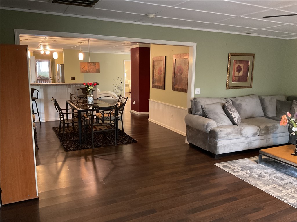229 Cub Cove Drive Walhalla, SC 29691 - Photo 4 of 50 This versatile open-concept living space offers an inviting atmosphere for everyday living and entertaining.