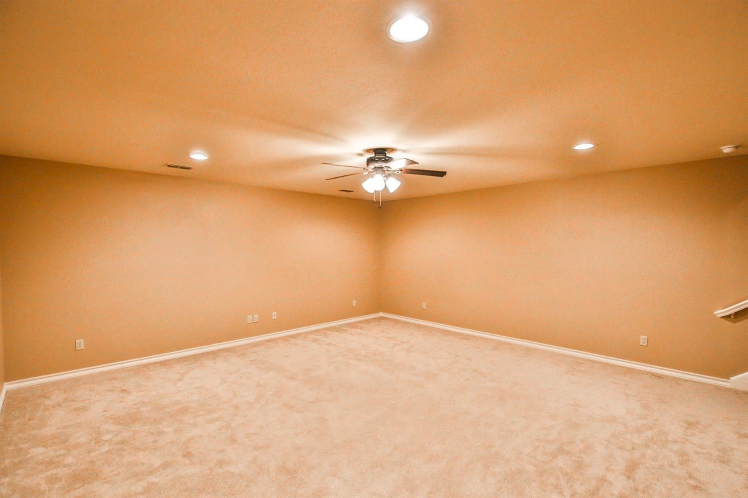 6015 85th Street Lubbock, TX 79424 - Photo 22 of 26 en view of a room with a hanging light
