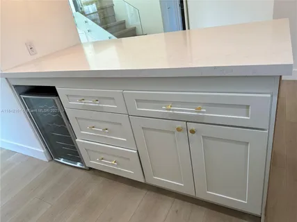 $499,999 | 708 South E 3rd Avenue, Unit 201, Hallandale Beach, FL 33009