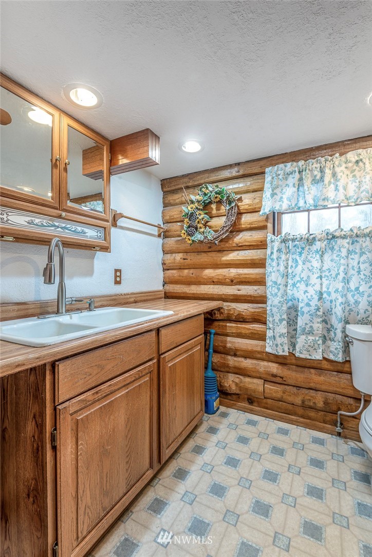 429 Rivendell Road Grapeview, WA 98546 - Photo 11 of 40 Gallery Image 11