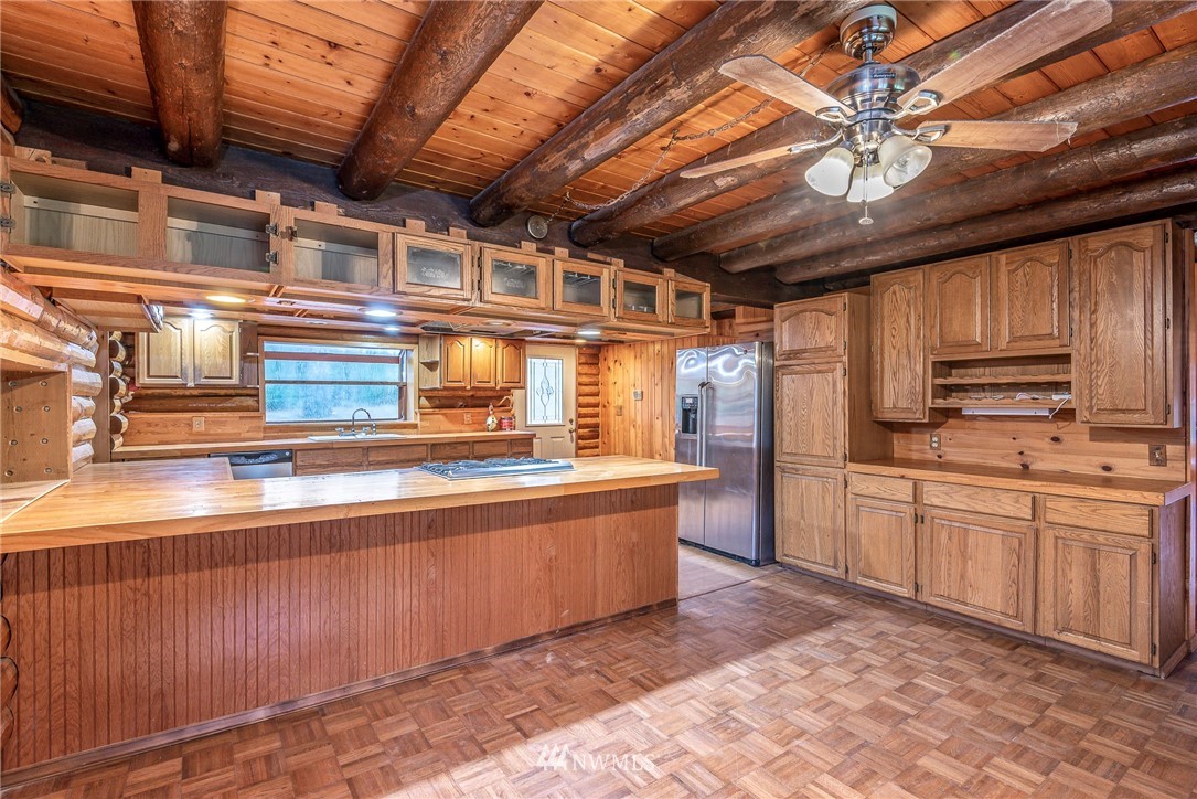 429 Rivendell Road Grapeview, WA 98546 - Photo 6 of 40 Gallery Image 6