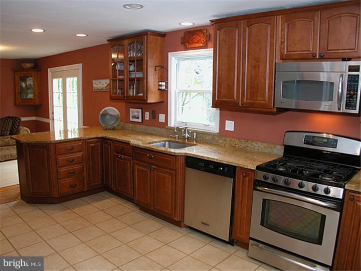 13 Moores Road Malvern, PA 19355 - Photo 3 of 17 Gallery Image 3