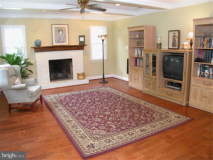 13 Moores Road Malvern, PA 19355 - Photo 9 of 17 Gallery Image 9