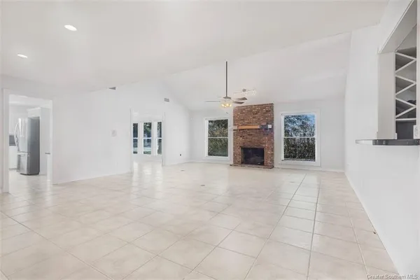 $448,000 | 5027 Fernwood Drive, Lake Charles, LA 70605