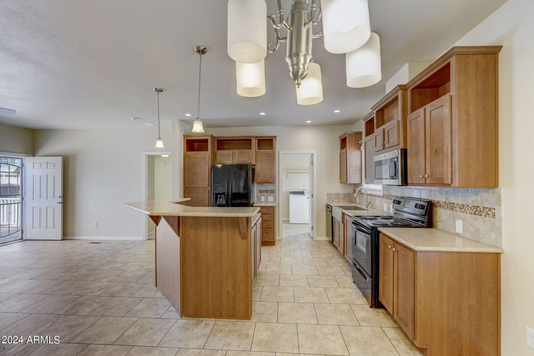 2000 South Apache Road, Unit 405 Buckeye, AZ 85326 - Photo 15 of 47 15-web-or-mls-S Apache Rd-015