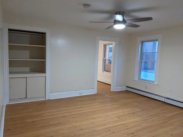 $1,725 | 297 Bartlett Street, Unit 2, Manchester, NH 03102
