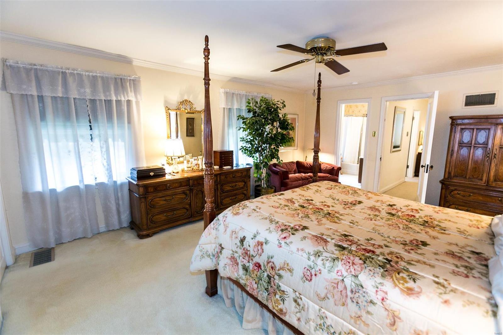 7256 South Roland Boulevard St. Louis, MO 63121 - Photo 22 of 40