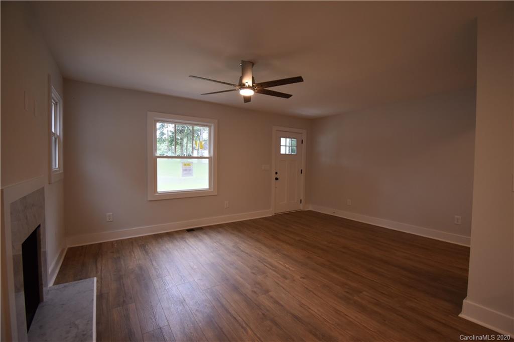 2836 Beech Nut Road Charlotte, NC 28208 - Photo 4 of 25