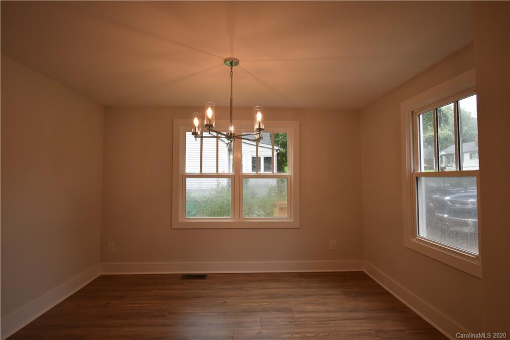 2836 Beech Nut Road Charlotte, NC 28208 - Photo 5 of 25