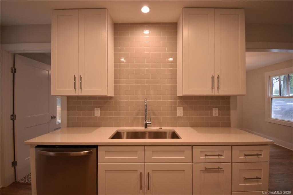 2836 Beech Nut Road Charlotte, NC 28208 - Photo 9 of 25