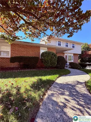 $450,000 | 1733 Elmhurst Drive, Whitehall, PA 18052