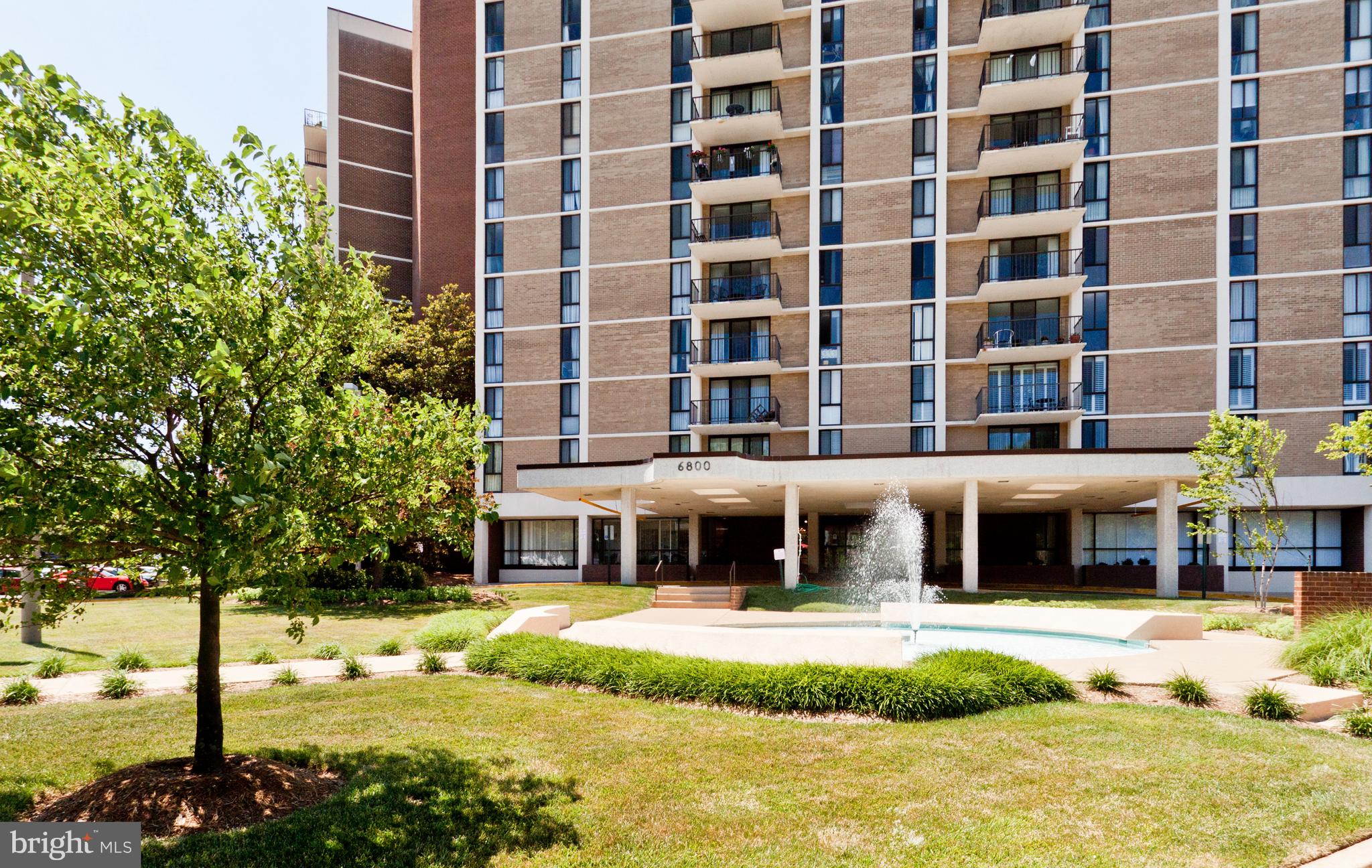 6800 Fleetwood Road, Unit 1013 McLean, VA 22101 - Photo 21 of 32 a front view of a building with a garden