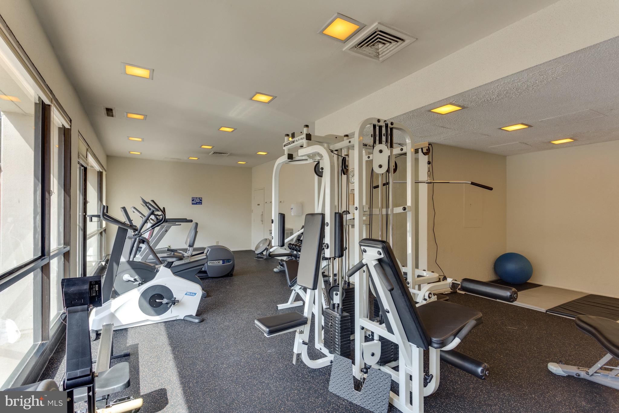 6800 Fleetwood Road, Unit 1013 McLean, VA 22101 - Photo 27 of 32 a view of a room with gym equipment
