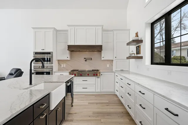 $1,575,000 | 309 Chinook Avenue Southwest, Avon, MN 56310