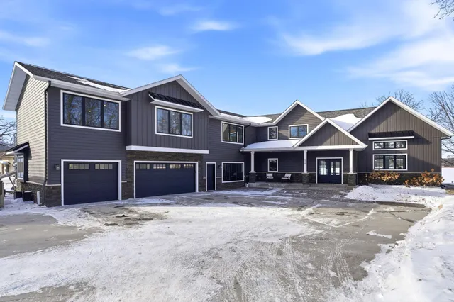 $1,575,000 | 309 Chinook Avenue Southwest, Avon, MN 56310