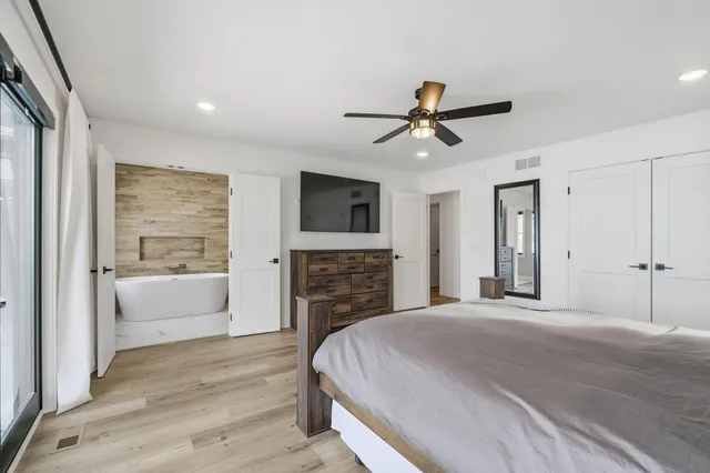 $1,575,000 | 309 Chinook Avenue Southwest, Avon, MN 56310