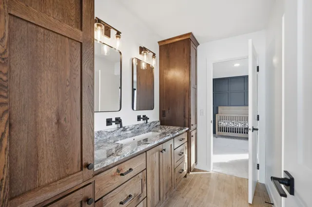 $1,575,000 | 309 Chinook Avenue Southwest, Avon, MN 56310