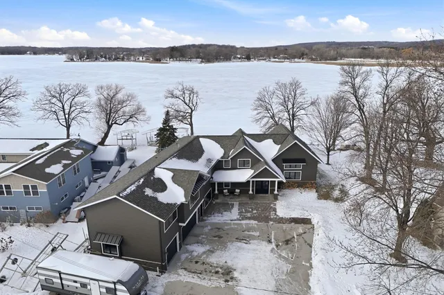 $1,575,000 | 309 Chinook Avenue Southwest, Avon, MN 56310