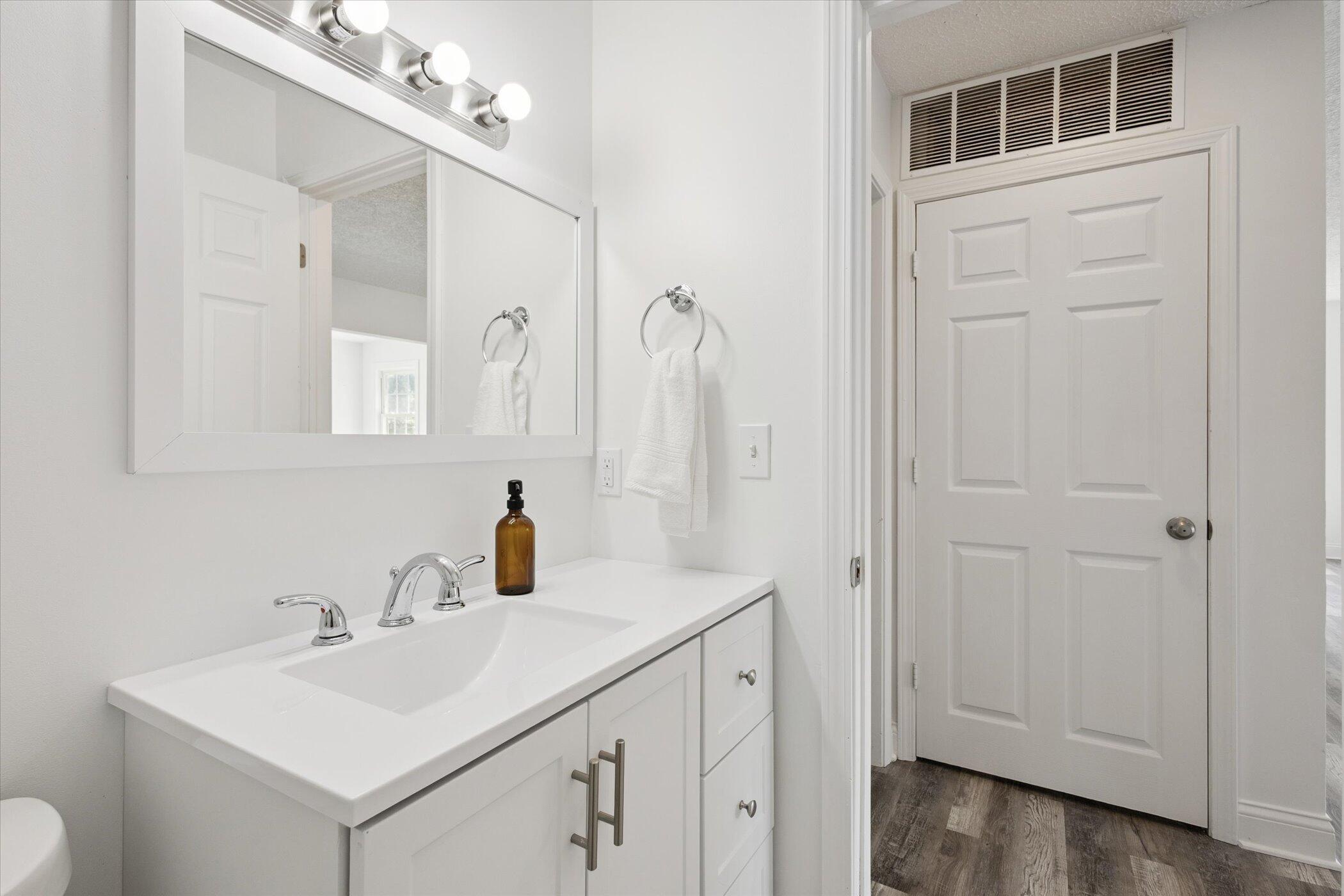 3441 Townline Road Houghton Lake, MI 48629 - Photo 19 of 53 Bathroom 2