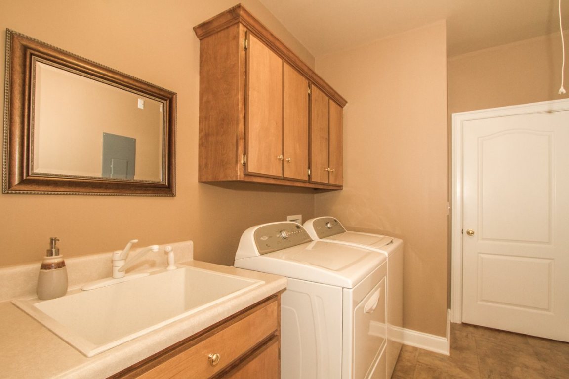 208 Sanders Road Pendleton, SC 29670 - Photo 12 of 30